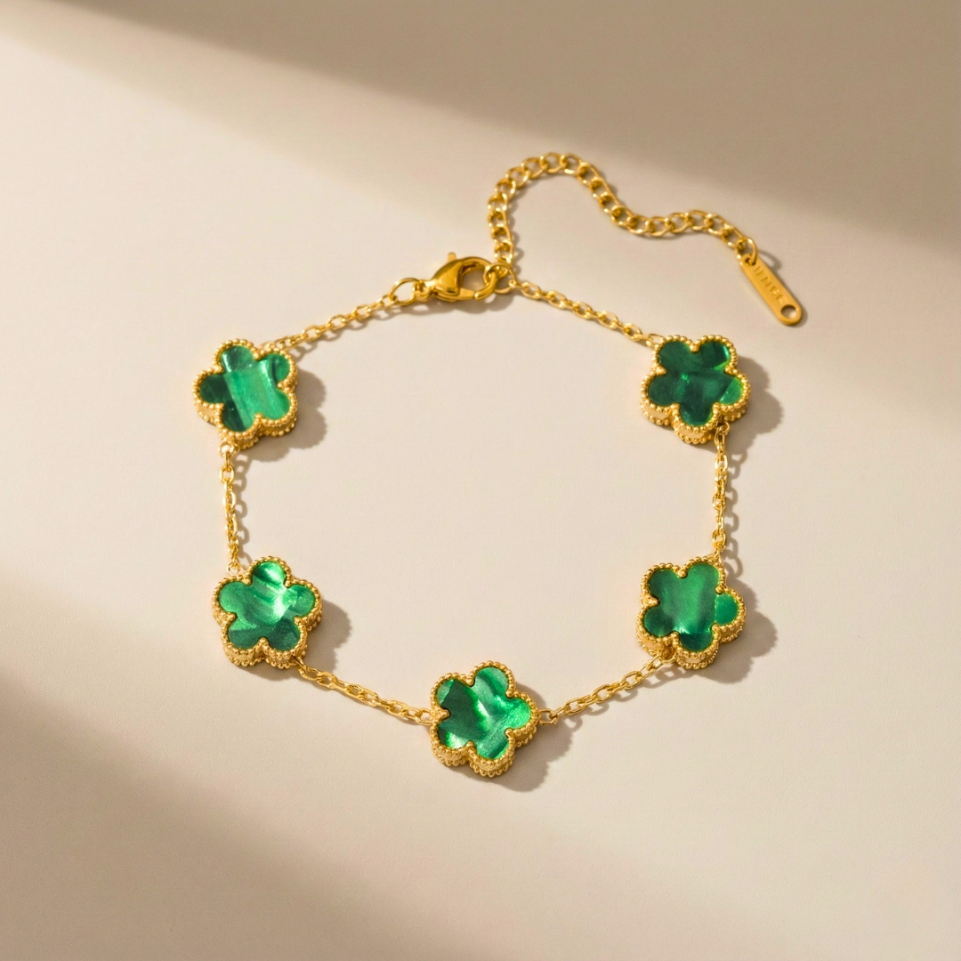 Aurora Shine Clover Charm Bracelet